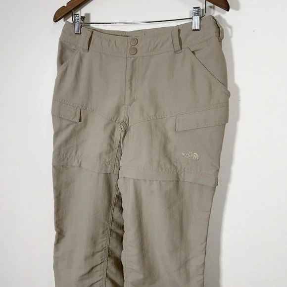 THE NORTH FACE | WOMEN'S ZIP OFF HIKING  PANT - Picture 2 of 13